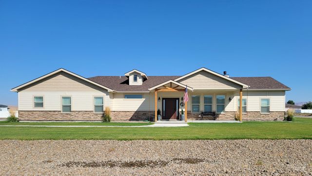 4505 NW Purple Sage Circle, Mountain Home, ID 83647 property photo