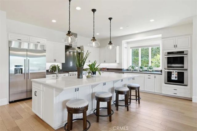 19 Sunnyfield, Rolling Hills Estates, CA 90274