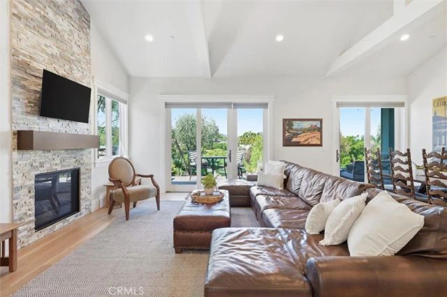 19 Sunnyfield, Rolling Hills Estates, CA 90274