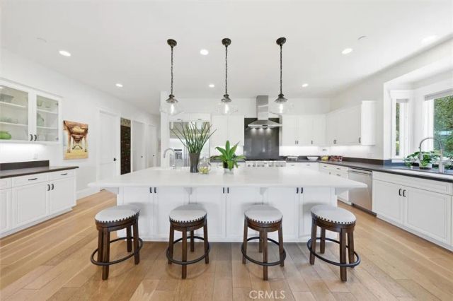 19 Sunnyfield, Rolling Hills Estates, CA 90274