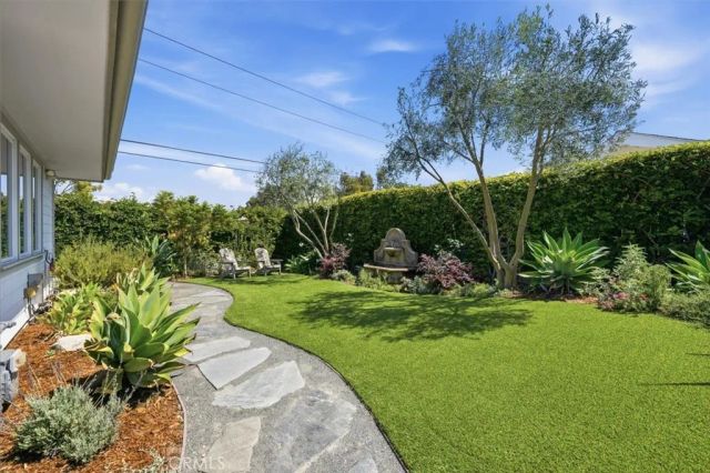 19 Sunnyfield, Rolling Hills Estates, CA 90274