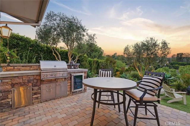 19 Sunnyfield, Rolling Hills Estates, CA 90274
