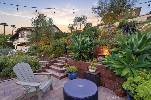 19 Sunnyfield, Rolling Hills Estates, CA 90274