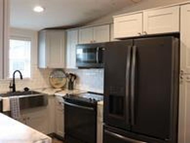 4214 Reeves Drive, Galveston, TX 77554
