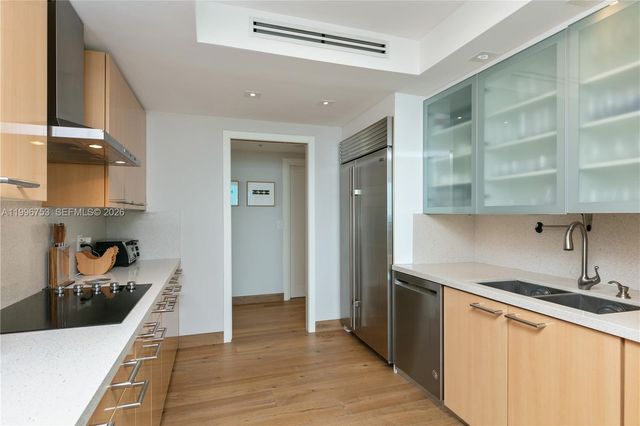 3350 SW 27th Ave 2002, Miami, FL 33133