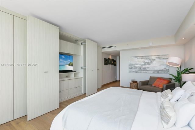 3350 SW 27th Ave 2002, Miami, FL 33133