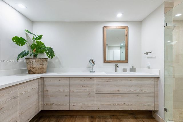 3350 SW 27th Ave 2002, Miami, FL 33133