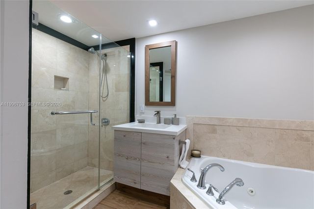 3350 SW 27th Ave 2002, Miami, FL 33133