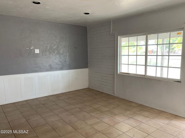 3241 S Lloyd Vista, Tucson, AZ 85713