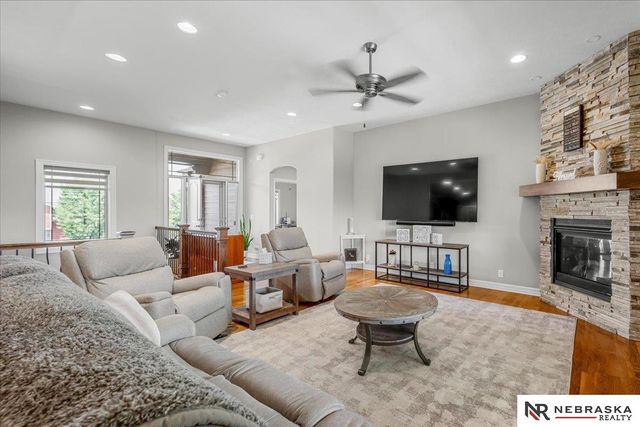 1511 Beaver Lake Boulevard, Plattsmouth, NE 68048