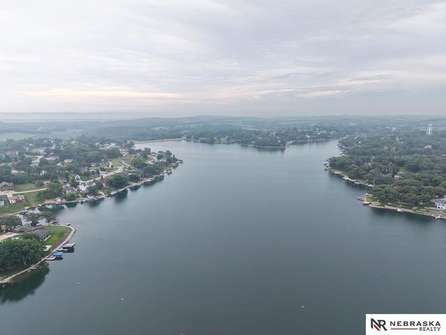 1511 Beaver Lake Boulevard, Plattsmouth, NE 68048