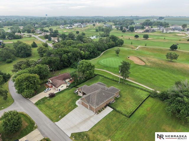 1511 Beaver Lake Boulevard, Plattsmouth, NE 68048