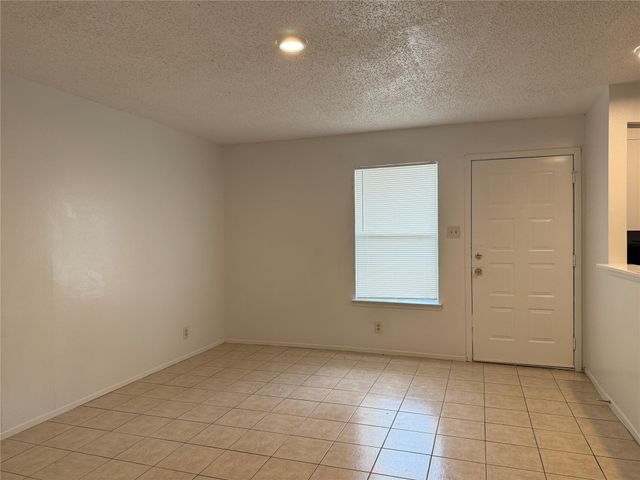 5506 Rose Hill CIR A, Austin, TX 78745