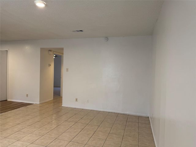 5506 Rose Hill CIR A, Austin, TX 78745