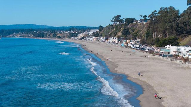 619 Beach Drive, Aptos, CA 95003