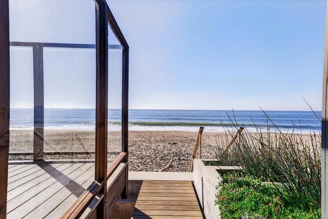 619 Beach Drive, Aptos, CA 95003