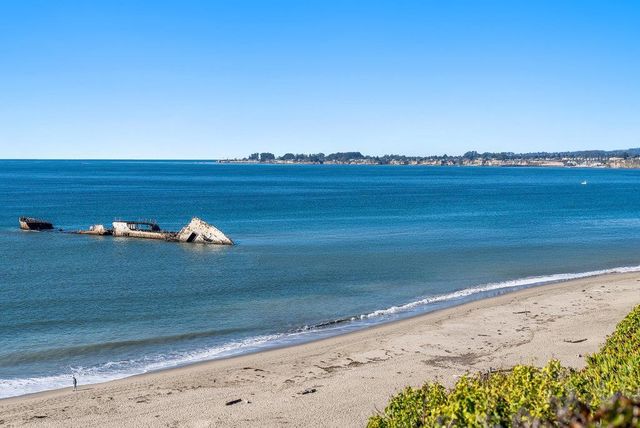 619 Beach Drive, Aptos, CA 95003
