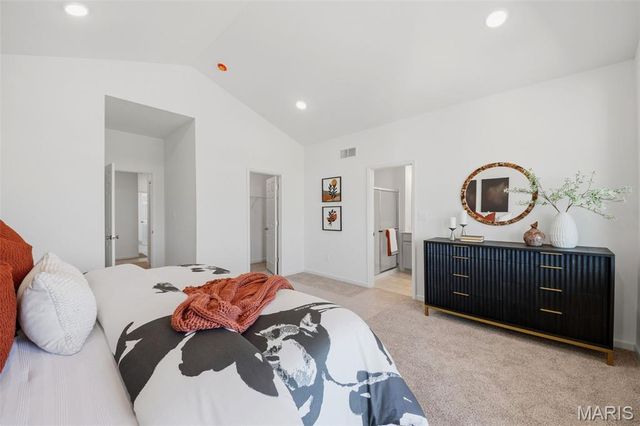 4220 Marais Temps Clair Drive, St Charles, MO 63301