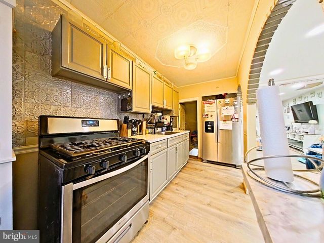 5226 AKRON ST, Philadelphia, PA 19124