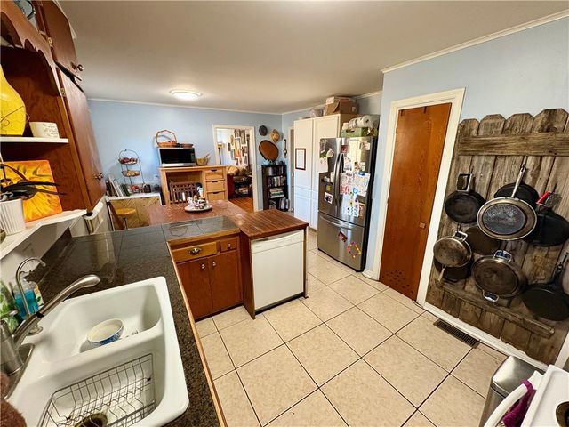 1915 & 1927 W Wedington Drive, Fayetteville, AR 72701