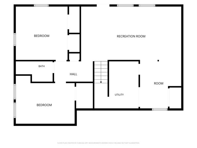 507 N J Street, Indianola, IA 50125