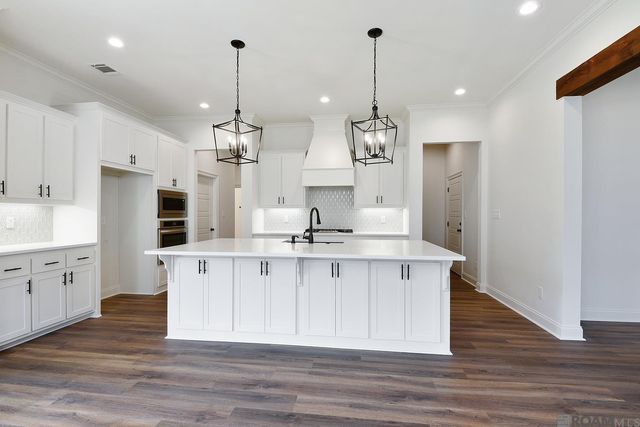 199 Peary Way, Thibodaux, LA 70301