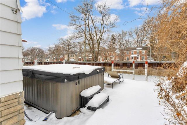 178 Ashland Street, Detroit, MI 48215