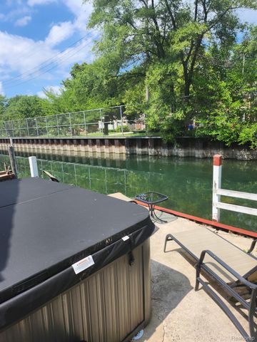 178 Ashland Street, Detroit, MI 48215