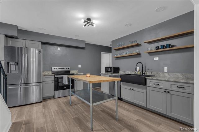 178 Ashland Street, Detroit, MI 48215