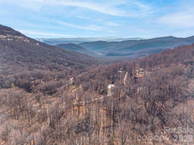 6 Pioneer Lane, Fletcher, NC 28732