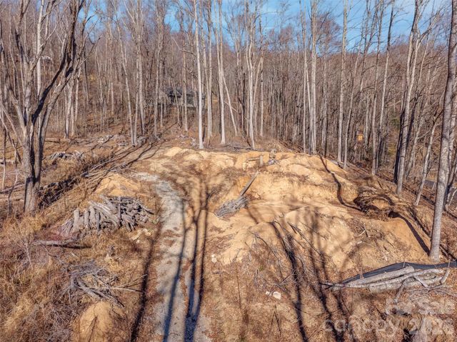 6 Pioneer Lane, Fletcher, NC 28732