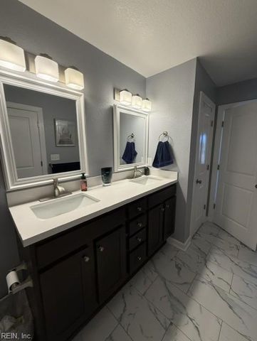 520 Abelia WAY, Chesapeake, VA 23322