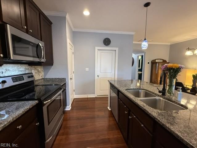 520 Abelia WAY, Chesapeake, VA 23322