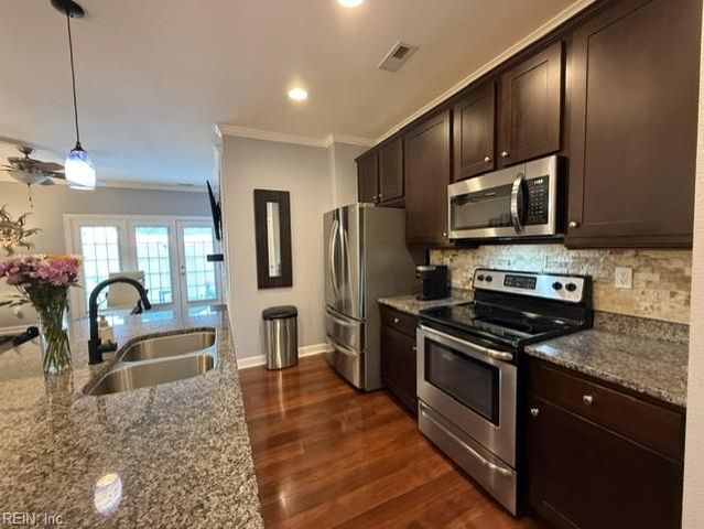 520 Abelia WAY, Chesapeake, VA 23322