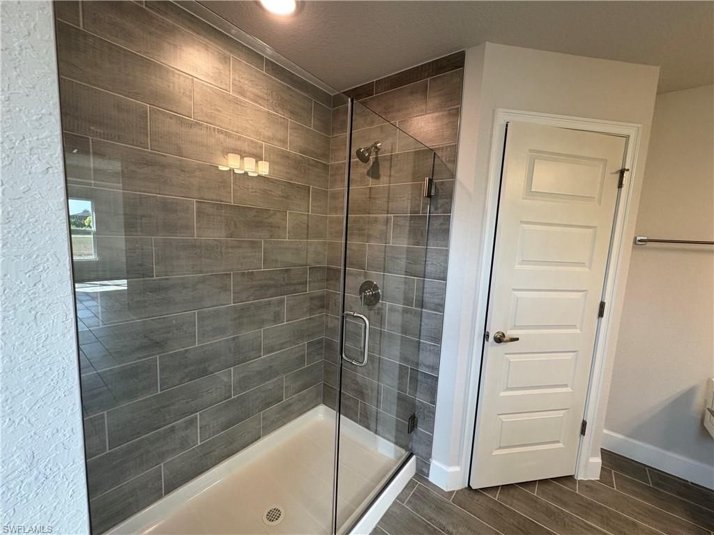 Image 18 of property listing at 3304 NW 6th TER, Cape Coral, FL 33993