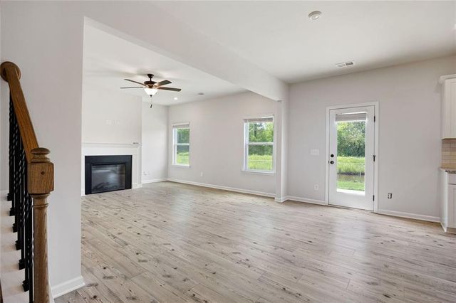 622 Summerfield Lane, Cartersville, GA 30120