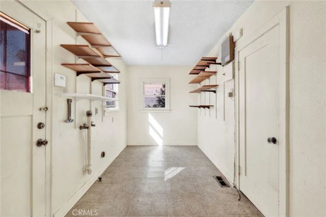 637 E Fairmount Road, Burbank, CA 91501