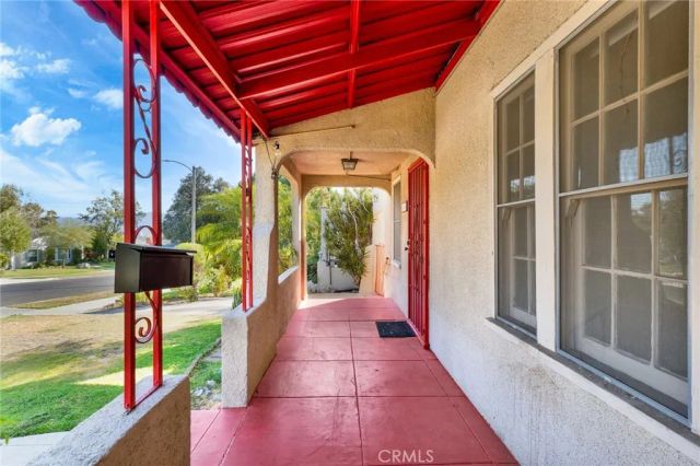 637 E Fairmount Road, Burbank, CA 91501