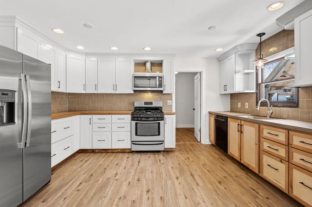 12180 N 350 W, Wheatfield, IN 46392