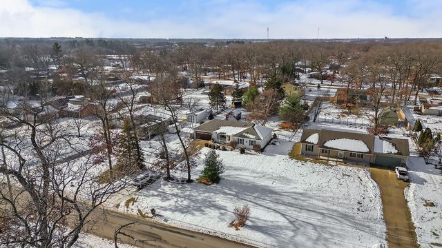 12180 N 350 W, Wheatfield, IN 46392