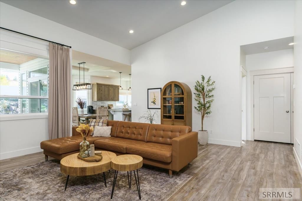 Image 6 of property listing at 5272 Canterbury Street, Chubbuck, ID 83202