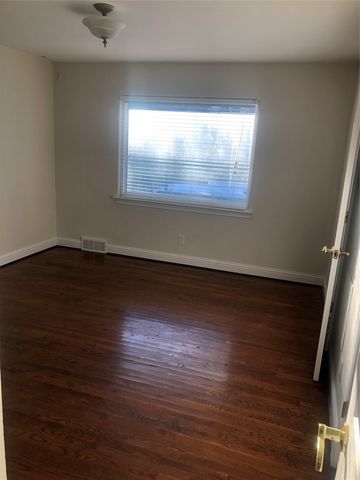 11333 Strait Lane, Dallas, TX 75229
