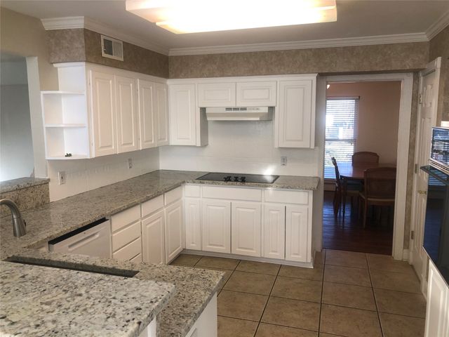11333 Strait Lane, Dallas, TX 75229