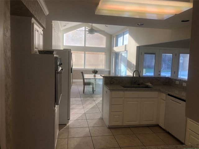 11333 Strait Lane, Dallas, TX 75229
