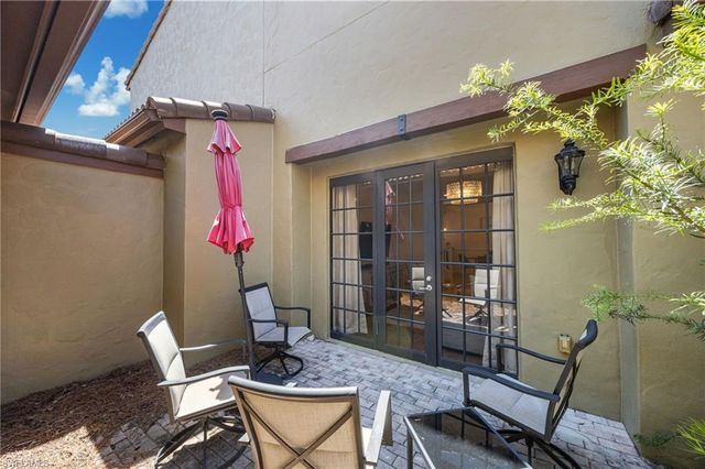 9128 Delano ST 89-2, Naples, FL 34113