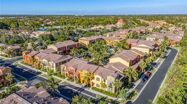 9128 Delano ST 89-2, Naples, FL 34113