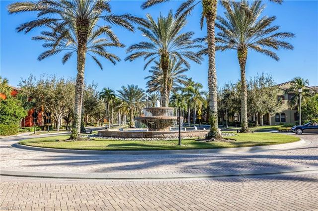 9128 Delano ST 89-2, Naples, FL 34113