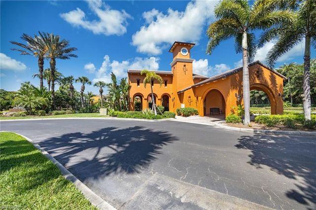 9128 Delano ST 89-2, Naples, FL 34113