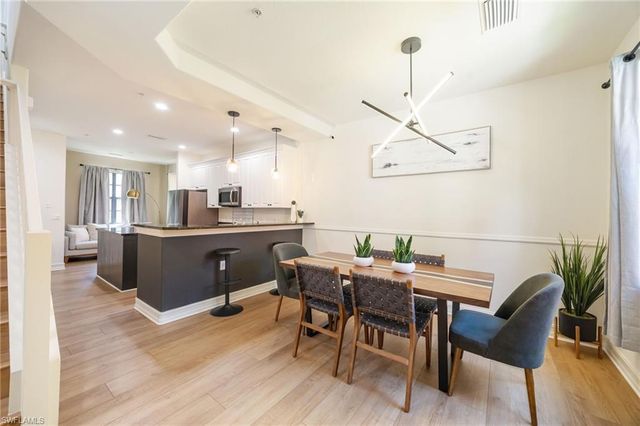 9128 Delano ST 89-2, Naples, FL 34113