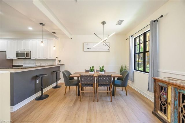 9128 Delano ST 89-2, Naples, FL 34113